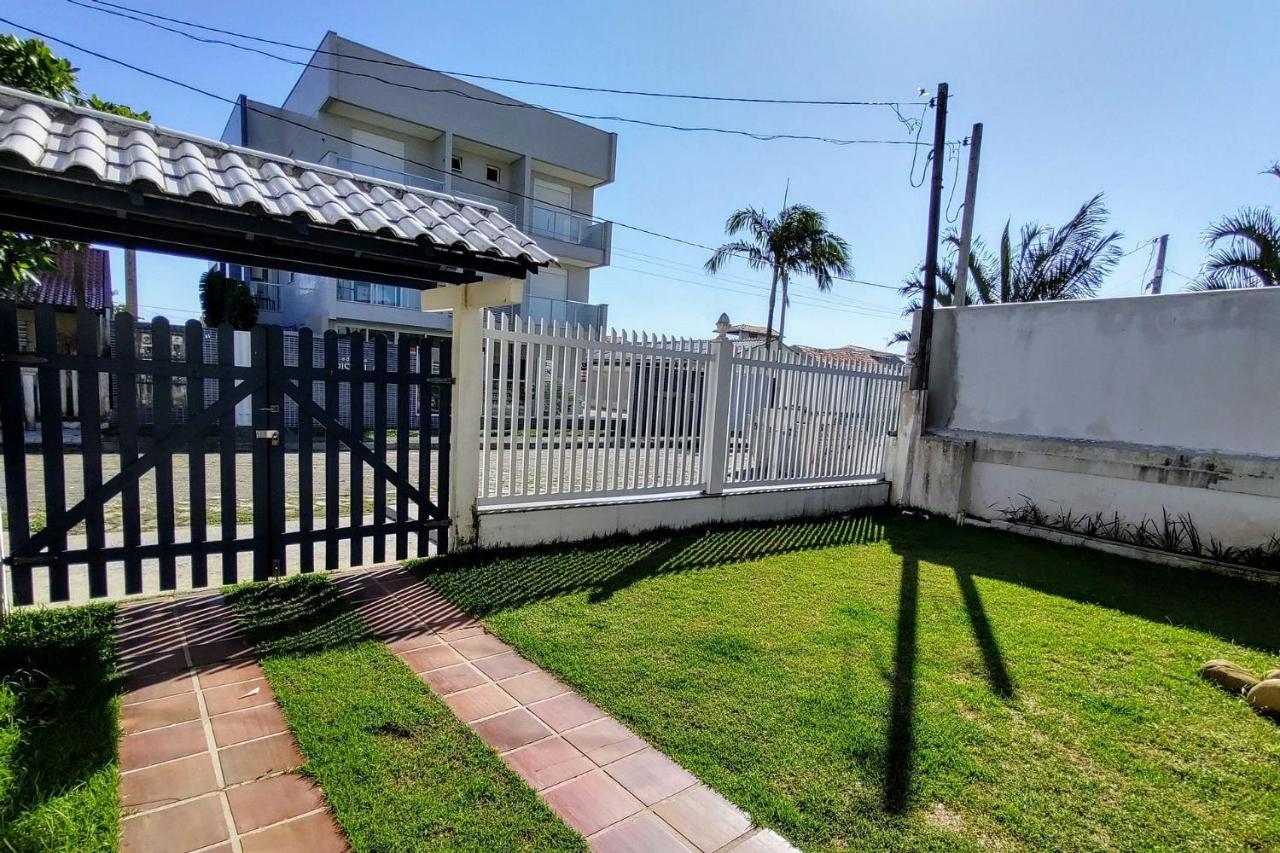 Tranquilidade A Alguns Passos Da Praia - Churrasqueira, Super Wi-Fi! Matinhos Exteriör bild